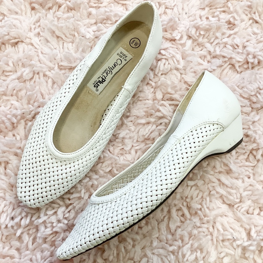 Vintage White Woven-Pattern Kitten Heel Shoes
